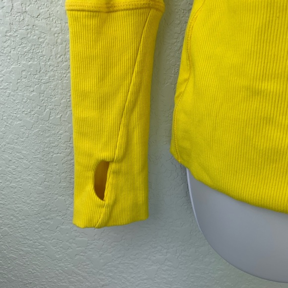 Lululemon Jacket - Picture 4 of 8